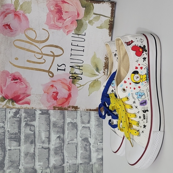 White BT21 Line Friends Tennis Shoes Shooky Mang RJ Cooky Chimmy Tata Koya - Picture 3 of 16